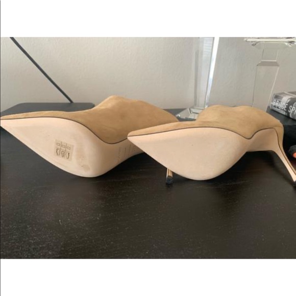 New with tags, Sergio Rossi suede heels - Picture 4 of 7